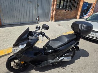 Honda PCX 125 2016 Negra