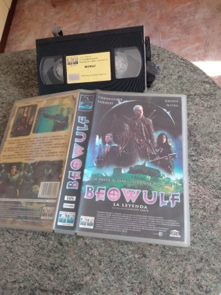 VHS Beowulf La Leyenda Película