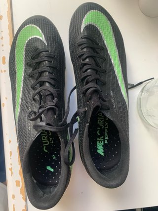 Botas de fútbol Nike Mercurial Talla 42 1/2