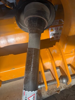 Desbrozadora Serrat Super T-2300