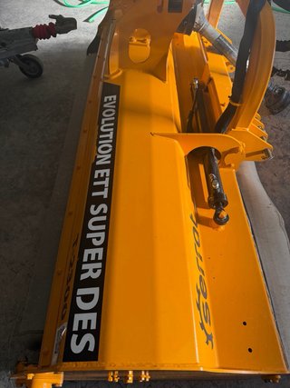 Desbrozadora Serrat Super T-2300