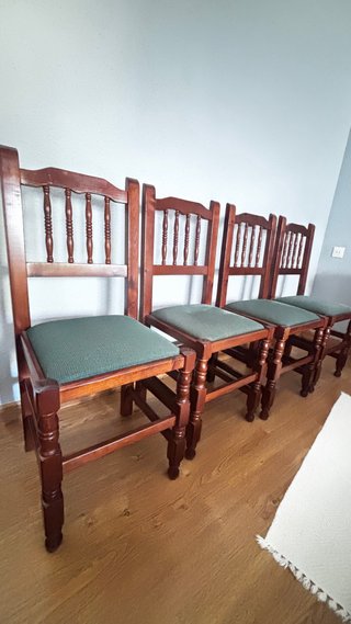 Juego de 4 sillas de comedor de madera