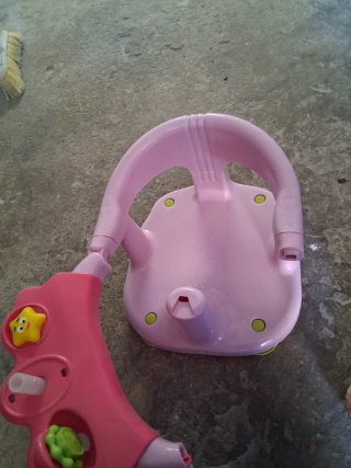 Silla de ducha infantil rosa con andador gratis
