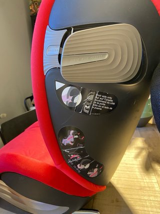 Silla coche Cybex Isofix Roja. Para 100 150 cm.