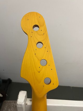 Mastil jazz/p bass Lobanov