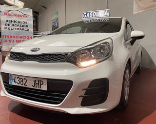 KIA Rio 1.2 CVVT Concept
