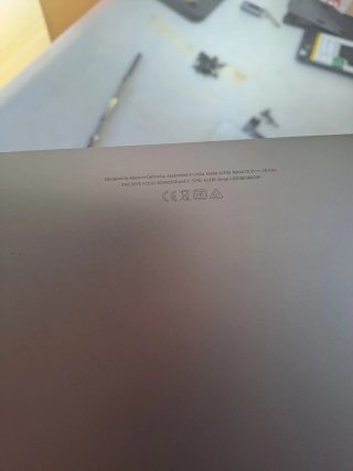 Apple MacBook A2338 Contraportada Gris/Plata