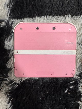 Nintendo 2DS Rosa + Tomodachi Life