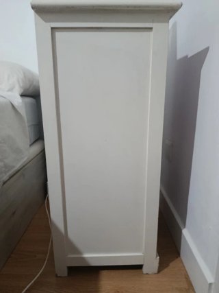Mueble 3 cestas mimbre blanco y rosa