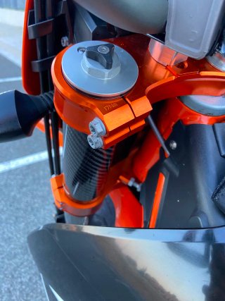 KTM 690 SMC R Supermotard 2012