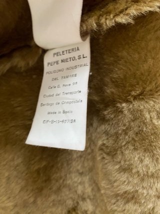 Pelliza piel color Camel, mujer