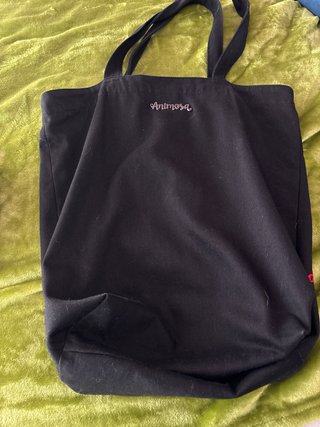 Bolsa con neceser a juego