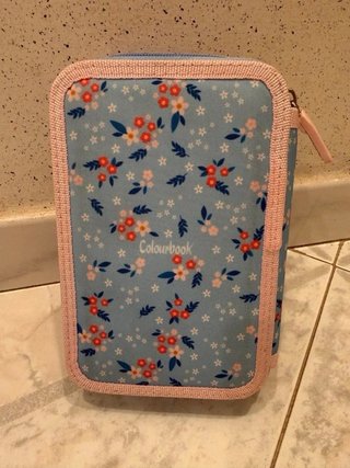 Astuccio Colourbook azzurro con fiori