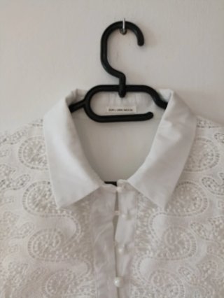 Blusa blanca encaje bordado elegante talla L mujer