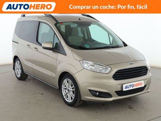 Ford Tourneo Courier 1.0 EcoBoost Titanium