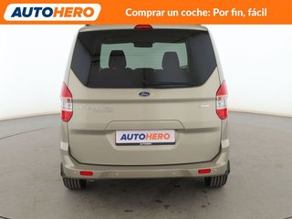 Ford Tourneo Courier 1.0 EcoBoost Titanium