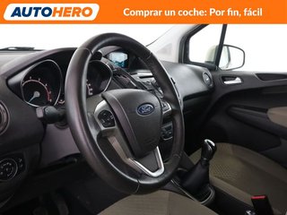 Ford Tourneo Courier 1.0 EcoBoost Titanium