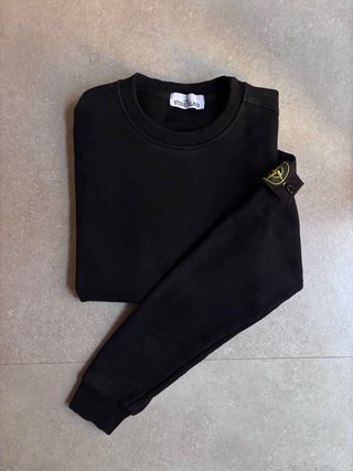 Jersey negro Stone Island con Badge- Talla L