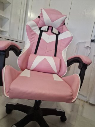 Silla gamer rosa y blanco