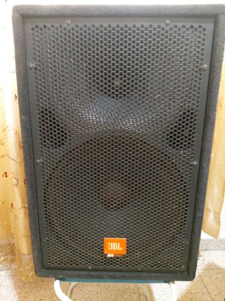 Pareja de altavoces JBL MPRO MP225