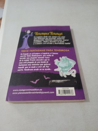 Trece fantasmas para Tenebrosa Tenebrosa Tenebr...