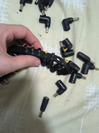 Clavijas universales muchas