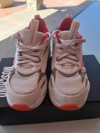 Zapatillas Emporio Armani de niña talla 34
