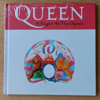 QUEEN: "A NIGHT AT THE OPERA" DIGIBOOK (CD+LIBRO)