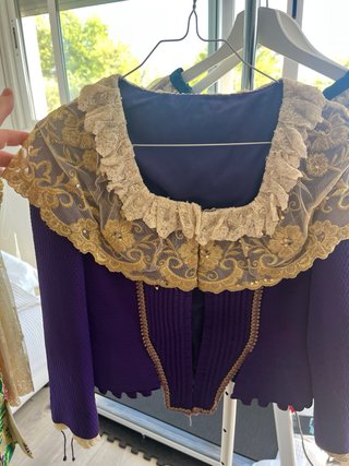 Traje fallera +2 corpiños +zapatos talla 34/36