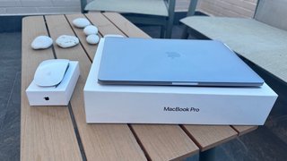 MacBook Pro 13 2020 Touch Bar + Apple Magic Mouse