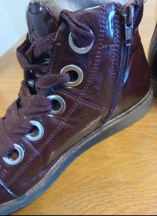 Botines granates