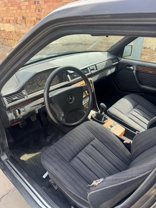 Mercedes-Benz Clase E 1990