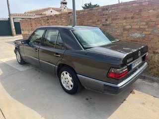 Mercedes-Benz Clase E 1990