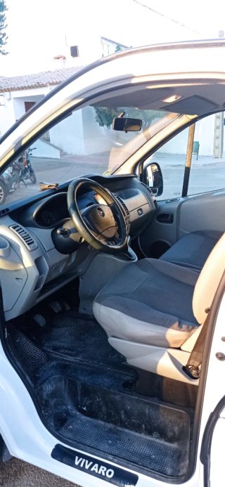 Opel Vivaro 2011