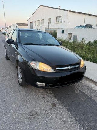 Chevrolet Lacetti Gasolina – Solo 70.000 km