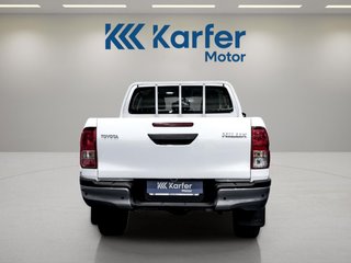 Toyota Hilux 2.4 D-4D Cabina Doble GX