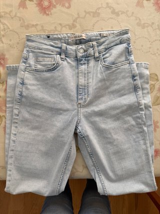 Pantalón Guess