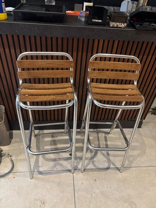 Juego de 5 Sillas Altas Madera y Metal