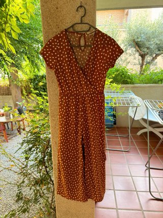 Mono de lunares. Marca Pull&Bear