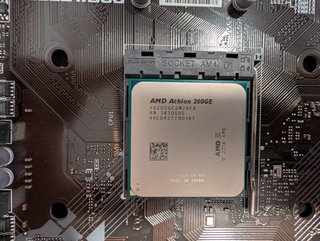 Scheda madre MSI B450M PRO-VDH + Processore AMD Athlon