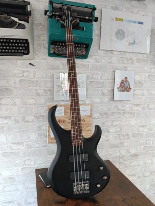 Bajo Eléctrico Ibanez Negro