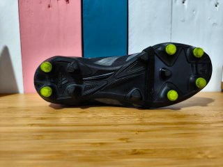 Zapatillas de fútbol Adidas Predator Negras Rojas