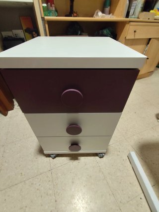 Muebles de oficina y hoga, Escritorio y comodas