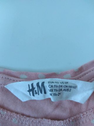 Camiseta H&M bebé HELLO rosa lunares