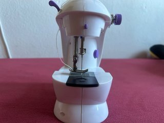 Mini Maquina de coser portatil