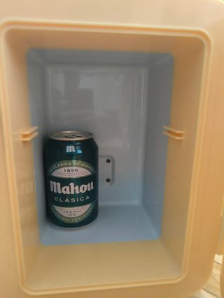 Mini Nevera Portatil CREATE Estilo Retro practica