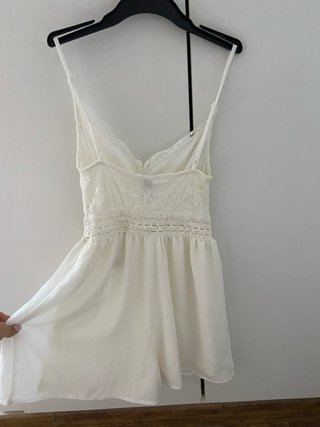 Mono corto encaje blanco