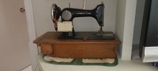 Antigua máquina de coser Singer