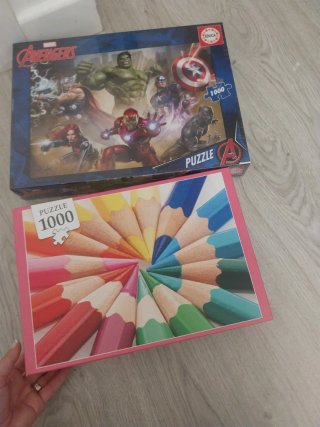 2 Puzzles 1000 Piezas Avengers y Colores