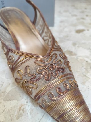 Zapatos de tacón dorado bronce piel 41
